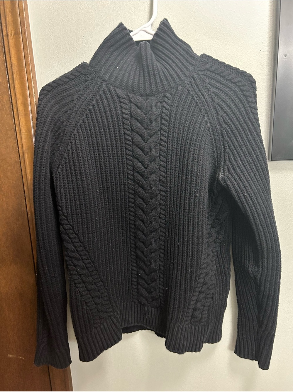 lululemon athletica Black Cable Knit Turtleneck Sweater size S